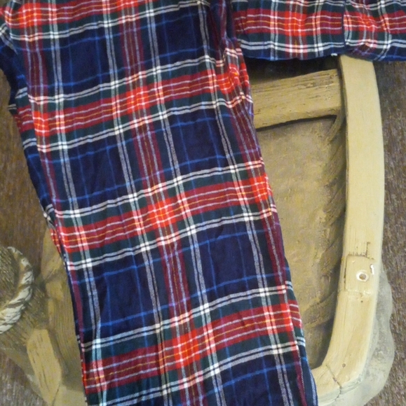 Gap pajamas - Picture 5 of 5